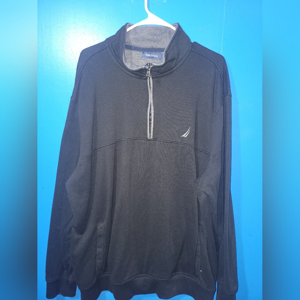 Nautica Crewneck sweater